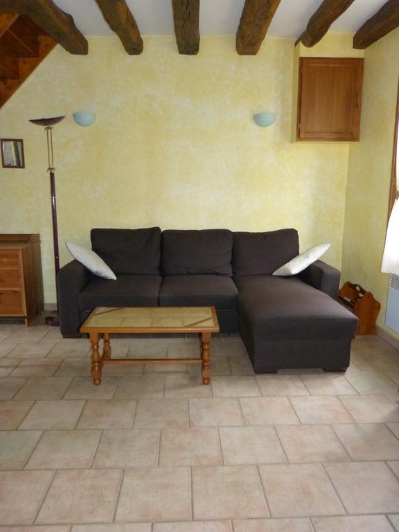 Les Baillis Villa Villegenon Kamer foto
